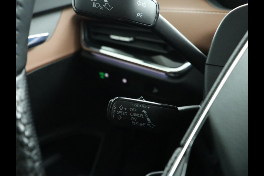 Škoda ENYAQ iV 60|Pano|Leder|Trekhaak|Warmtepomp|ACC|Camera|Head-Up Display