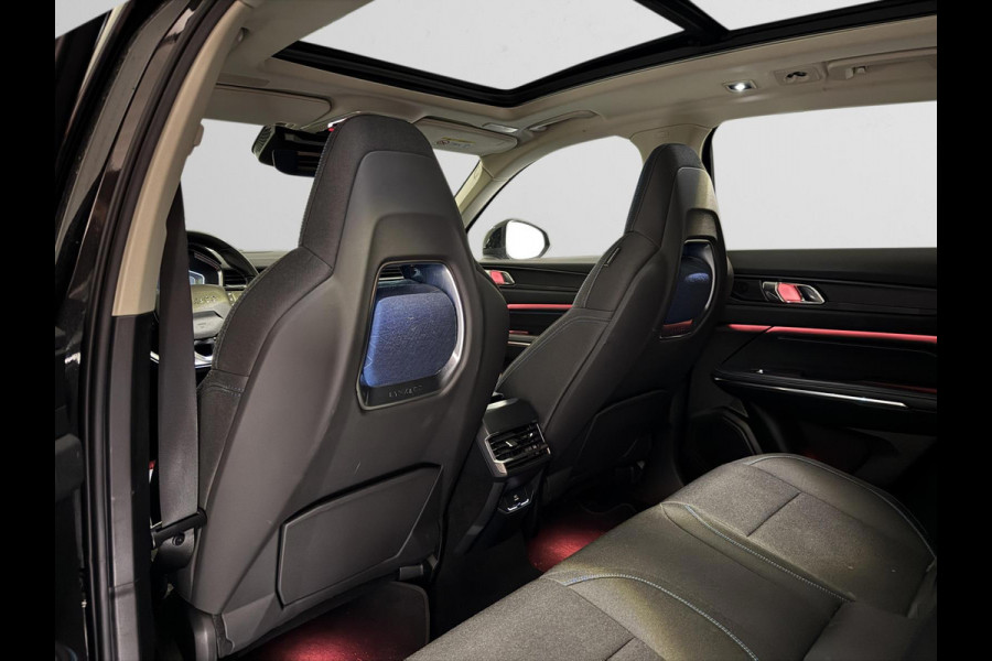 Lynk & Co RS Shadow Edition 01 1.5 262PK Trekhaak Pano 360° Navi Adapt cruise 262PK Elekr. Achterklep