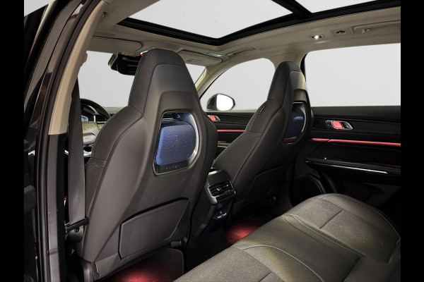 Lynk & Co RS Shadow Edition 01 1.5 262PK Trekhaak Pano 360° Navi Adapt cruise 262PK Elekr. Achterklep