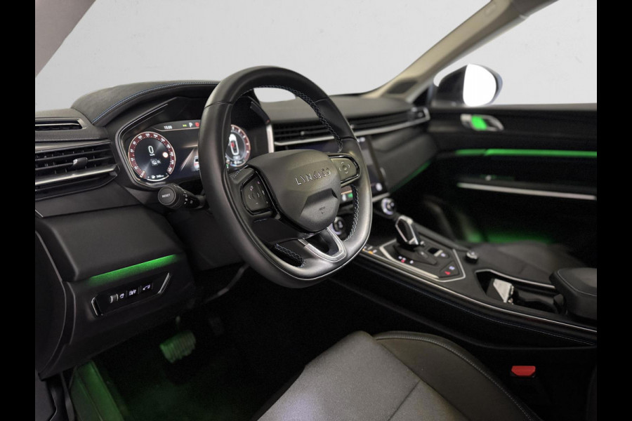 Lynk & Co RS Shadow Edition 01 1.5 262PK Trekhaak Pano 360° Navi Adapt cruise 262PK Elekr. Achterklep