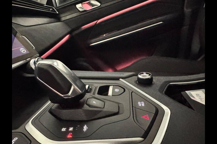 Lynk & Co RS Shadow Edition 01 1.5 262PK Trekhaak Pano 360° Navi Adapt cruise 262PK Elekr. Achterklep