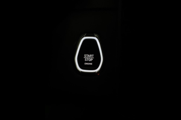 Lynk & Co RS Shadow Edition 01 1.5 262PK Trekhaak Pano 360° Navi Adapt cruise 262PK Elekr. Achterklep