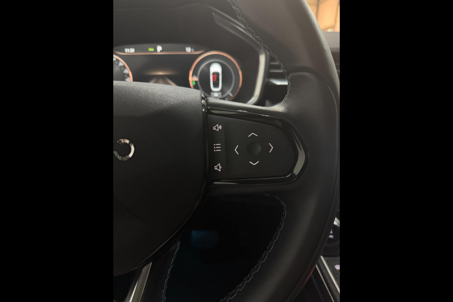 Lynk & Co RS Shadow Edition 01 1.5 262PK Trekhaak Pano 360° Navi Adapt cruise 262PK Elekr. Achterklep