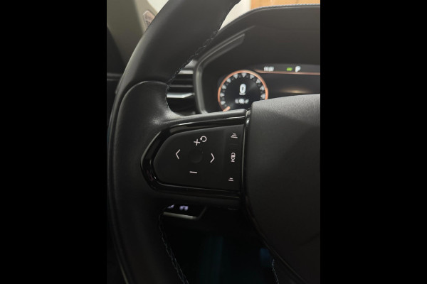 Lynk & Co RS Shadow Edition 01 1.5 262PK Trekhaak Pano 360° Navi Adapt cruise 262PK Elekr. Achterklep