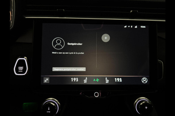 Lynk & Co RS Shadow Edition 01 1.5 262PK Trekhaak Pano 360° Navi Adapt cruise 262PK Elekr. Achterklep