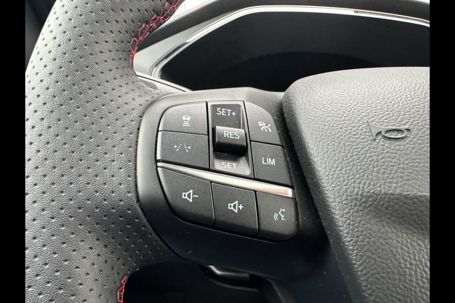 Ford Kuga 2.5 PHEV ST-Line X TREKHAAK! TECHPACK! PANODAK! DRIVERPACK! Ford Kuga 2.5 PHEV ST-Line X TREKHAAK! TECHPACK! PANODAK! DRIVERPACK!