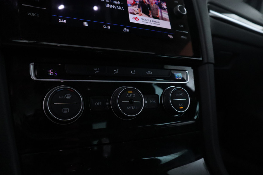 Volkswagen GOLF Variant 1.5 TSI Highline automaat, virtual cockpit, climate etc.