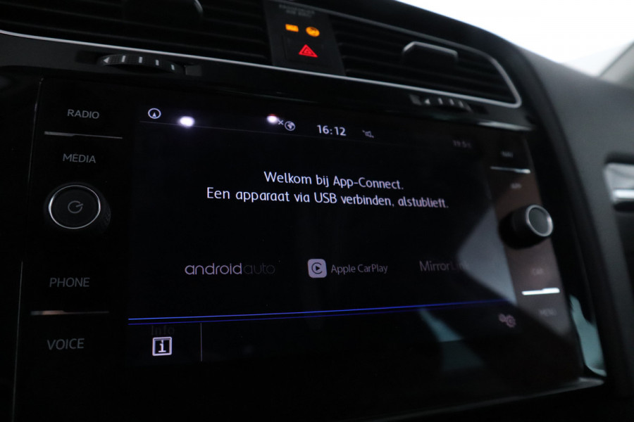 Volkswagen GOLF Variant 1.5 TSI Highline automaat, virtual cockpit, climate etc.