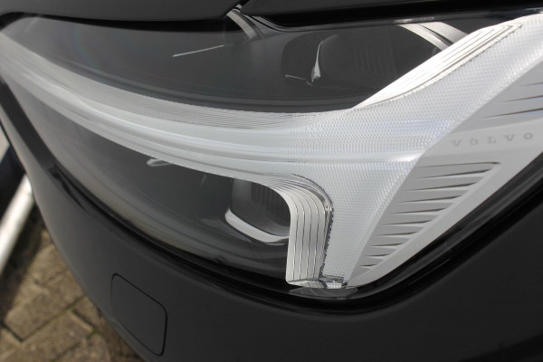 Volvo XC60 2.0 T6 Plug-in hybrid AWD Plus Dark Adaptieve cruise control / Panoramisch schuif-kanteldak / Lederen bekleding / 19" lm velgen / Google infotainment Volvo XC60 2.0 T6 Plug-in hybrid AWD Plus Dark Adaptieve cruise control / Panoramisch schuif-kanteldak / Lederen bekleding / 19" lm velgen / Google infotainment