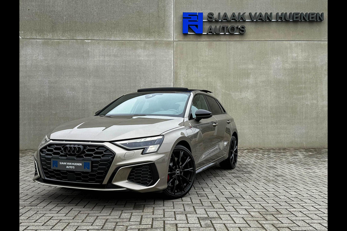 Audi A3 Sportback 45TFSI e PHEV S Edition S line Competition 245pk S-Tronic! 1e|Panoramadak|Virtual Cockpit|Supersport Kuipstoelen Audi A3 Sportback 45TFSI e PHEV S Edition S line Competition 245pk S-Tronic! 1e|Panoramadak|Virtual Cockpit|Supersport Kuipstoelen
