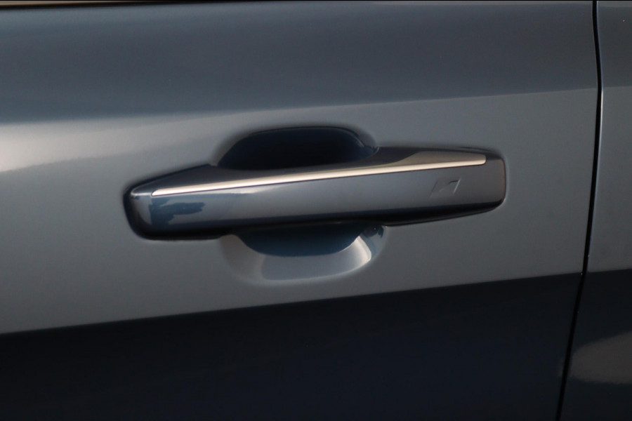 Lynk & Co 01 1.5*PLUG-IN*NAVI*PANO*CAM*ACC*CARPLAY*ECC*LED* Lynk & Co 01 1.5*PLUG-IN*NAVI*PANO*CAM*ACC*CARPLAY*ECC*LED*