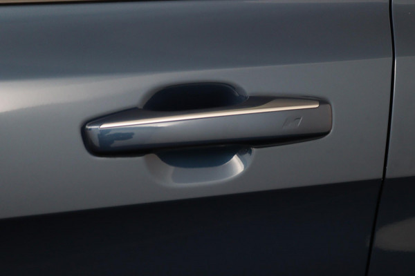 Lynk & Co 01 1.5*PLUG-IN*NAVI*PANO*CAM*ACC*CARPLAY*ECC*LED* Lynk & Co 01 1.5*PLUG-IN*NAVI*PANO*CAM*ACC*CARPLAY*ECC*LED*