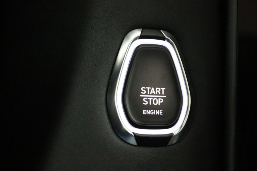 Lynk & Co 01 1.5*PLUG-IN*NAVI*PANO*CAM*ACC*CARPLAY*ECC*LED* Lynk & Co 01 1.5*PLUG-IN*NAVI*PANO*CAM*ACC*CARPLAY*ECC*LED*