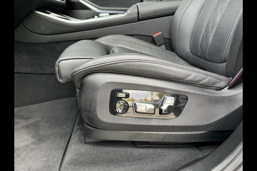 BMW X5 xDrive50e| M PACK PRO| Carbon zwart|22inch performance velg.