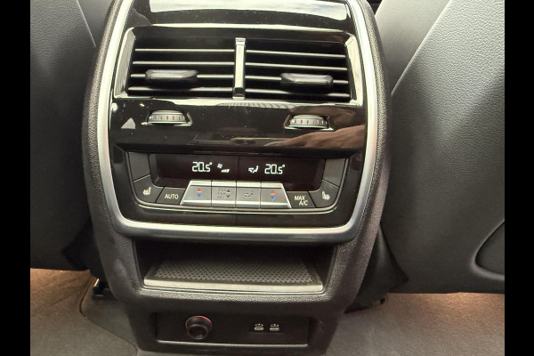 BMW X5 xDrive50e| M PACK PRO| Carbon zwart|22inch performance velg.