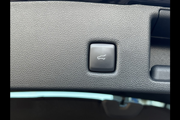 Ford Kuga 2.5 PHEV ST-Line X TECHPACK! WINTERPACK! 20INCH! Ford Kuga 2.5 PHEV ST-Line X TECHPACK! WINTERPACK! 20INCH!