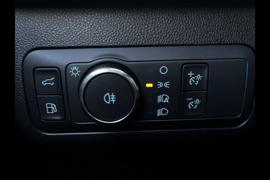 Ford Kuga 2.5 PHEV ST-Line X TECHPACK! WINTERPACK! 20INCH! Ford Kuga 2.5 PHEV ST-Line X TECHPACK! WINTERPACK! 20INCH!