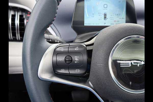 BYD ATTO 3 Comfort 60 kWh FABR. GARANTIE T/M 2029 | AANDRIJFLIJN EN ACCU ZELFS T/M 2031| PANO | STOELVERW.| BYD ATTO 3 Comfort 60 kWh FABR. GARANTIE T/M 2029 | AANDRIJFLIJN EN ACCU ZELFS T/M 2031| PANO | STOELVERW.|