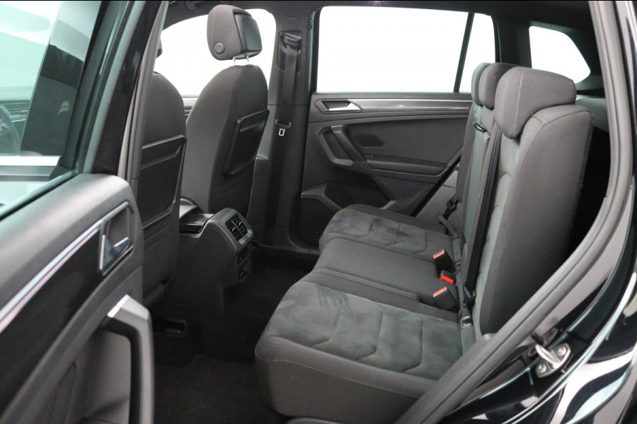 Volkswagen Tiguan 1.5 TSI Business R-LINE*CAM*ACC*HAAK*CARPLAY*NAVI*