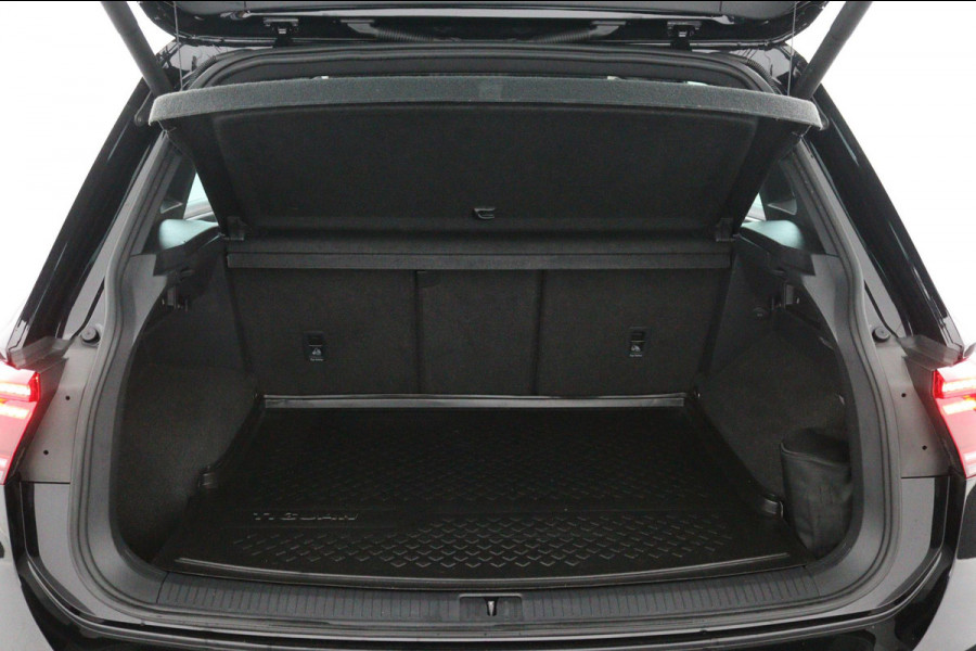 Volkswagen Tiguan 1.5 TSI Business R-LINE*CAM*ACC*HAAK*CARPLAY*NAVI*