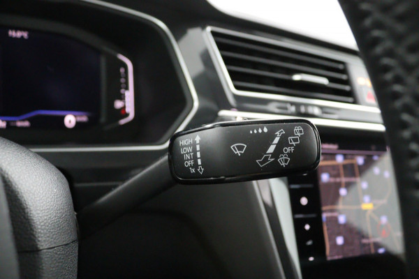 Volkswagen Tiguan 1.5 TSI Business R-LINE*CAM*ACC*HAAK*CARPLAY*NAVI*
