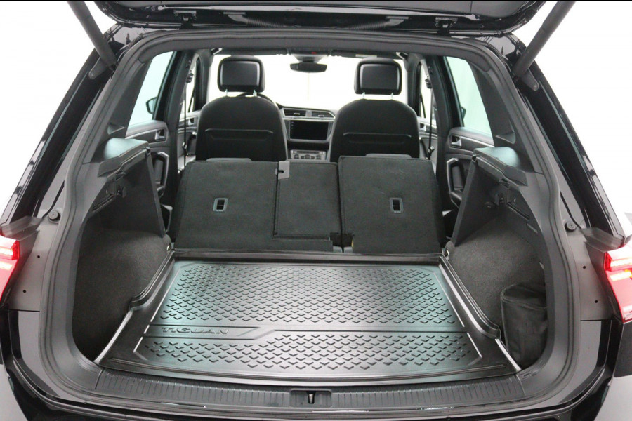 Volkswagen Tiguan 1.5 TSI Business R-LINE*CAM*ACC*HAAK*CARPLAY*NAVI*
