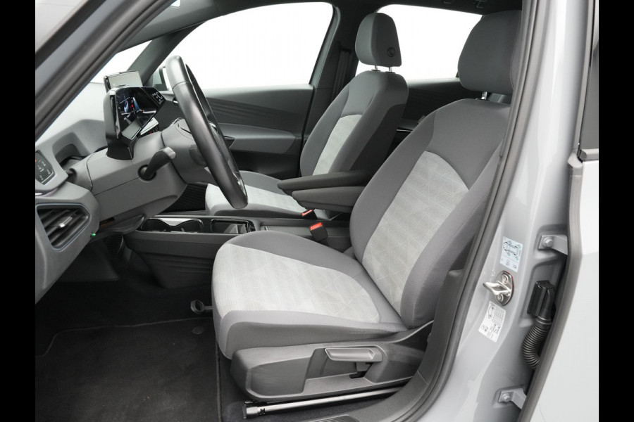 Volkswagen ID.3 Life 58 kWh 204pk Navigatie Stoelverwarming Acc Pdc 69