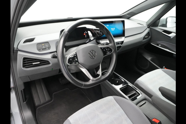 Volkswagen ID.3 Life 58 kWh 204pk Navigatie Stoelverwarming Acc Pdc 69