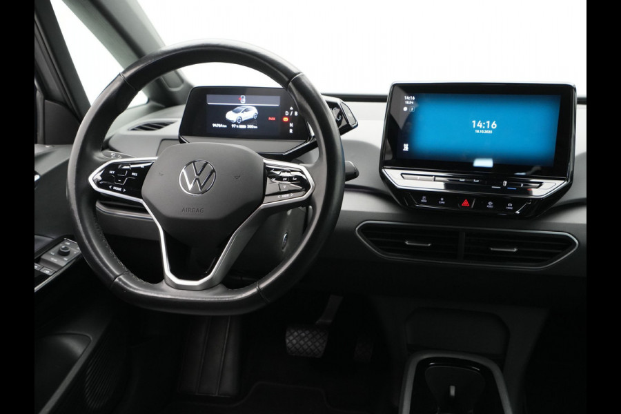 Volkswagen ID.3 Life 58 kWh 204pk Navigatie Stoelverwarming Acc Pdc 69