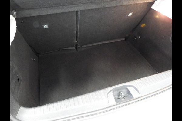 Renault Clio 1.0 TCe Zen NAVI/AIRCO/CRUISE/BLUETOOTH!