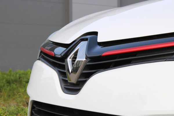 Renault Clio Estate 1.2 TCe Intens Automaat Allseason Panodak Trekhaak Camera !!NIEUWBINNEN!!