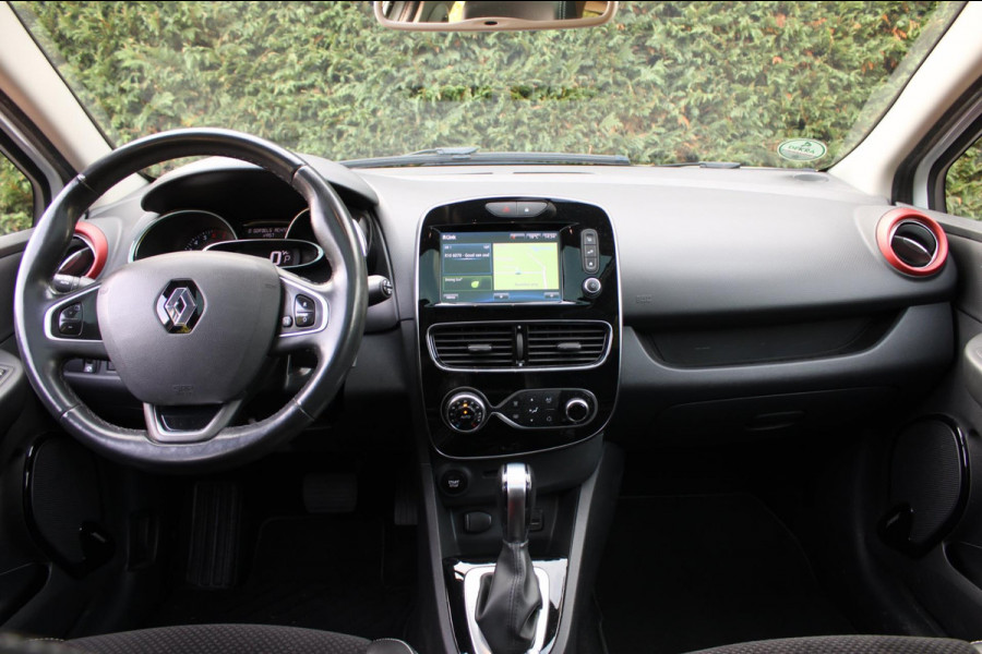 Renault Clio Estate 1.2 TCe Intens Automaat Allseason Panodak Trekhaak Camera !!NIEUWBINNEN!!