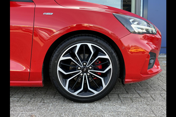 Ford Focus 1.5 EcoBoost ST Line Business 150pk | Panoramadak | Winterpack | Heads up Display | 18 inch Licht metaal Ford Focus 1.5 EcoBoost ST Line Business 150pk | Panoramadak | Winterpack | Heads up Display | 18 inch Licht metaal