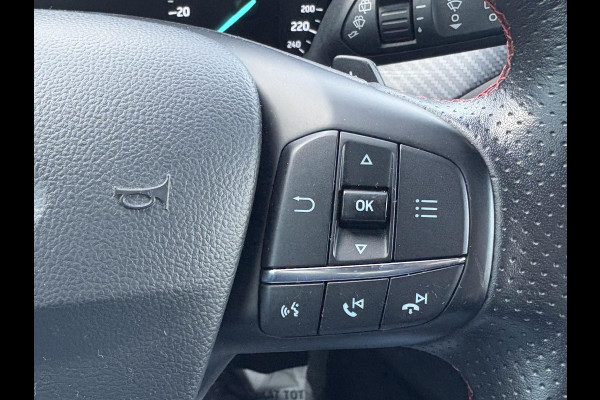 Ford Focus 1.5 EcoBoost ST Line Business 150pk | Panoramadak | Winterpack | Heads up Display | 18 inch Licht metaal Ford Focus 1.5 EcoBoost ST Line Business 150pk | Panoramadak | Winterpack | Heads up Display | 18 inch Licht metaal