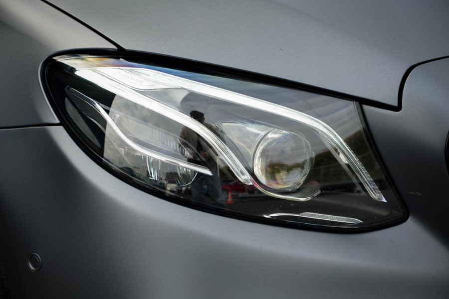 Mercedes-Benz E-Klasse Estate AMG 53 4MATIC / Magno / Schuifdak / Burmester / Trekhaak / Stoelverwarming&ventilatie Mercedes-Benz E-Klasse Estate AMG 53 4MATIC / Magno / Schuifdak / Burmester / Trekhaak / Stoelverwarming&ventilatie