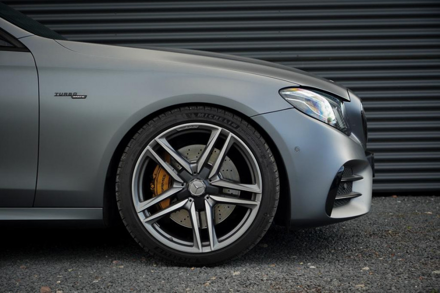Mercedes-Benz E-Klasse Estate AMG 53 4MATIC / Magno / Schuifdak / Burmester / Trekhaak / Stoelverwarming&ventilatie Mercedes-Benz E-Klasse Estate AMG 53 4MATIC / Magno / Schuifdak / Burmester / Trekhaak / Stoelverwarming&ventilatie