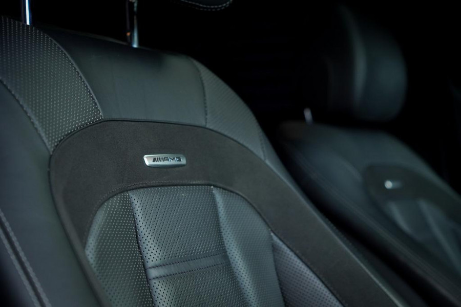 Mercedes-Benz E-Klasse Estate AMG 53 4MATIC / Magno / Schuifdak / Burmester / Trekhaak / Stoelverwarming&ventilatie Mercedes-Benz E-Klasse Estate AMG 53 4MATIC / Magno / Schuifdak / Burmester / Trekhaak / Stoelverwarming&ventilatie