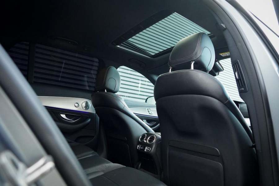Mercedes-Benz E-Klasse Estate AMG 53 4MATIC / Magno / Schuifdak / Burmester / Trekhaak / Stoelverwarming&ventilatie Mercedes-Benz E-Klasse Estate AMG 53 4MATIC / Magno / Schuifdak / Burmester / Trekhaak / Stoelverwarming&ventilatie
