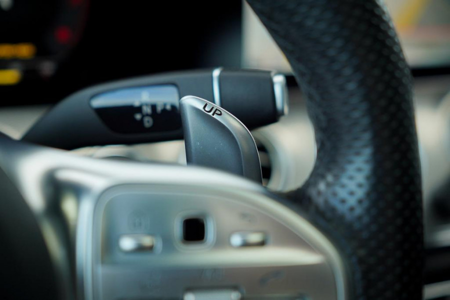 Mercedes-Benz E-Klasse Estate AMG 53 4MATIC / Magno / Schuifdak / Burmester / Trekhaak / Stoelverwarming&ventilatie Mercedes-Benz E-Klasse Estate AMG 53 4MATIC / Magno / Schuifdak / Burmester / Trekhaak / Stoelverwarming&ventilatie