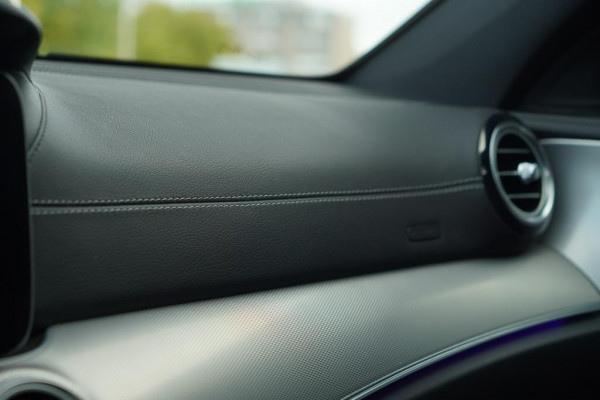Mercedes-Benz E-Klasse Estate AMG 53 4MATIC / Magno / Schuifdak / Burmester / Trekhaak / Stoelverwarming&ventilatie Mercedes-Benz E-Klasse Estate AMG 53 4MATIC / Magno / Schuifdak / Burmester / Trekhaak / Stoelverwarming&ventilatie