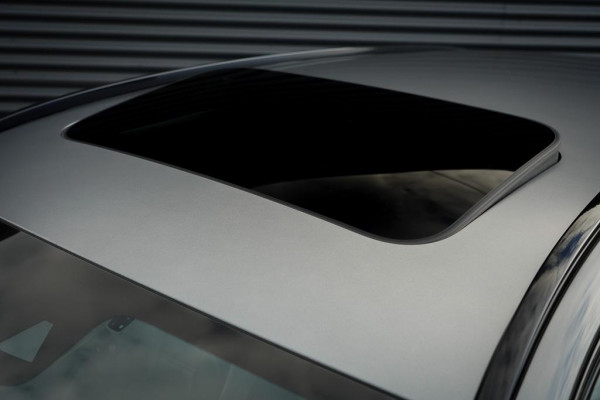 Mercedes-Benz E-Klasse Estate AMG 53 4MATIC / Magno / Schuifdak / Burmester / Trekhaak / Stoelverwarming&ventilatie Mercedes-Benz E-Klasse Estate AMG 53 4MATIC / Magno / Schuifdak / Burmester / Trekhaak / Stoelverwarming&ventilatie