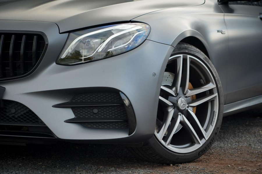 Mercedes-Benz E-Klasse Estate AMG 53 4MATIC / Magno / Schuifdak / Burmester / Trekhaak / Stoelverwarming&ventilatie Mercedes-Benz E-Klasse Estate AMG 53 4MATIC / Magno / Schuifdak / Burmester / Trekhaak / Stoelverwarming&ventilatie