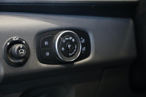 Ford Transit 350 2.0 TDCI L3/H2 AUTOMAAT 170PK CAMERA DRIVER ASS CLIMA CRUISE CONTROL ZEER VOL UITGERUST LEASE V/A €179,- p.m. Ford Transit 350 2.0 TDCI L3/H2 AUTOMAAT 170PK CAMERA DRIVER ASS CLIMA CRUISE CONTROL ZEER VOL UITGERUST LEASE V/A €179,- p.m.