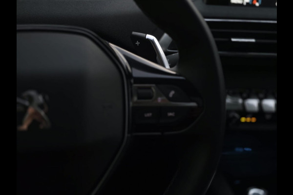 Peugeot 3008 1.2 PureTech Allure |PANO|STOELVER.|TREKHAAK