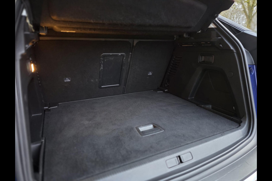 Peugeot 3008 1.2 PureTech Allure |PANO|STOELVER.|TREKHAAK