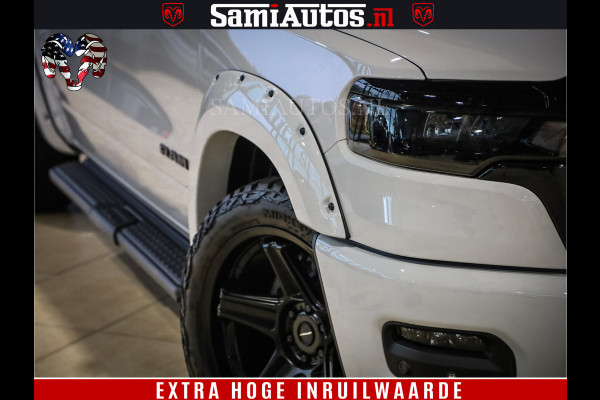 Dodge Ram 1500 GEEN MEERPRIJS | ALL IN | HELLCAT WHEELS | WIDE BODY | Laramie Night | 420Pk 636 Nn | Extra Groot Scherm + Passagiers Scher Comfortabele Dubbele Cabine met Royale 5 Zitplaatsen | Nu Leverbaar uit Voorraad | Voorraad Nr 2223 - 5047 Dodge Ram 1500 GEEN MEERPRIJS | ALL IN | HELLCAT WHEELS | WIDE BODY | Laramie Night | 420Pk 636 Nn | Extra Groot Scherm + Passagiers Scher Comfortabele Dubbele Cabine met Royale 5 Zitplaatsen | Nu Leverbaar uit Voorraad | Voorraad Nr 2223 - 5047
