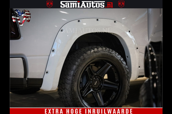 Dodge Ram 1500 GEEN MEERPRIJS | ALL IN | HELLCAT WHEELS | WIDE BODY | Laramie Night | 420Pk 636 Nn | Extra Groot Scherm + Passagiers Scher Comfortabele Dubbele Cabine met Royale 5 Zitplaatsen | Nu Leverbaar uit Voorraad | Voorraad Nr 2223 - 5047 Dodge Ram 1500 GEEN MEERPRIJS | ALL IN | HELLCAT WHEELS | WIDE BODY | Laramie Night | 420Pk 636 Nn | Extra Groot Scherm + Passagiers Scher Comfortabele Dubbele Cabine met Royale 5 Zitplaatsen | Nu Leverbaar uit Voorraad | Voorraad Nr 2223 - 5047
