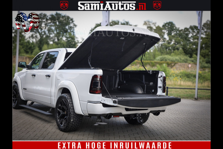 Dodge Ram 1500 Limited Night | 5.7 V8 Hemi Full Option | Comfortabele Dubbele Cabine met Royale 5 Zitplaatsen | De Meest Luxe en Volle Pick-Up in zijn Klasse | BPM vrij | Nu Leverbaar uit Voorraad | Voorraad Nr v45lpr