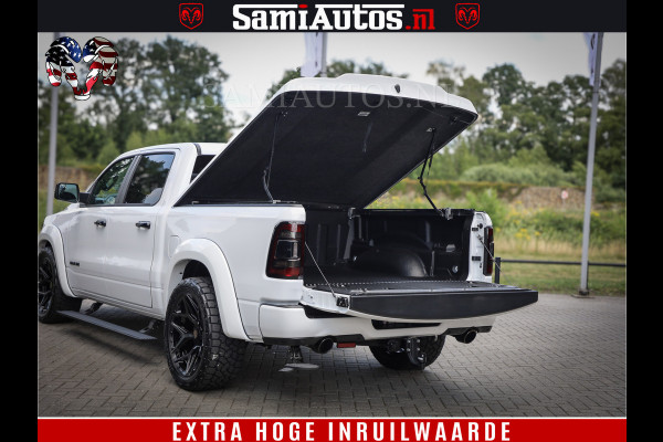 Dodge Ram 1500 Limited Night | 5.7 V8 Hemi Full Option | Comfortabele Dubbele Cabine met Royale 5 Zitplaatsen | De Meest Luxe en Volle Pick-Up in zijn Klasse | BPM vrij | Nu Leverbaar uit Voorraad | Voorraad Nr v45lpr