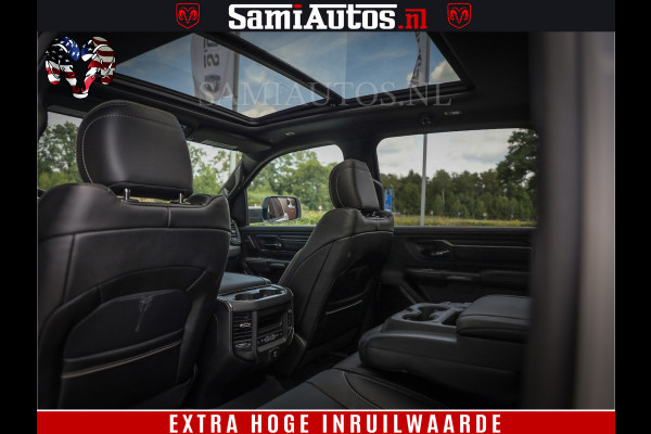 Dodge Ram 1500 Limited Night | 5.7 V8 Hemi Full Option | Comfortabele Dubbele Cabine met Royale 5 Zitplaatsen | De Meest Luxe en Volle Pick-Up in zijn Klasse | BPM vrij | Nu Leverbaar uit Voorraad | Voorraad Nr v45lpr